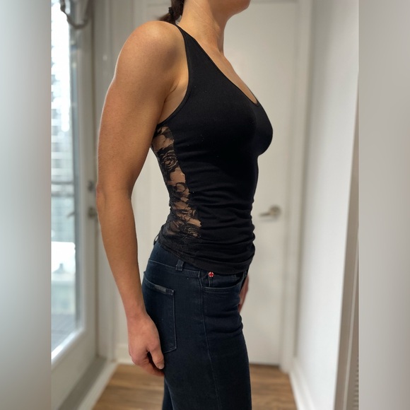 Black singlet with lace detail in the back size XS - Picture 3 of 4